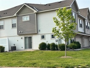 7219 Elmo Ct in Lino Lakes, MN - Building Photo - Building Photo