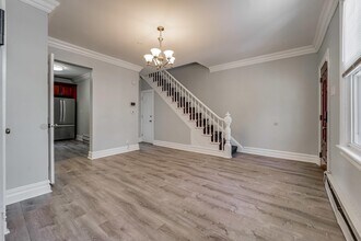 214 Olean Ave in Jersey City, NJ - Building Photo - Building Photo