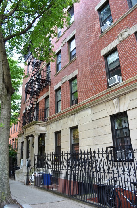 419 16th St in Brooklyn, NY - Foto de edificio