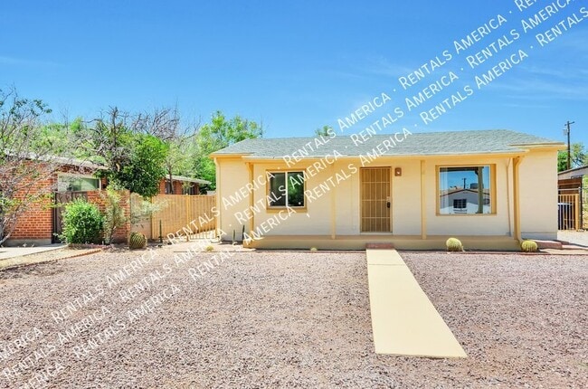 1520 E Silver St in Tucson, AZ - Building Photo - Building Photo