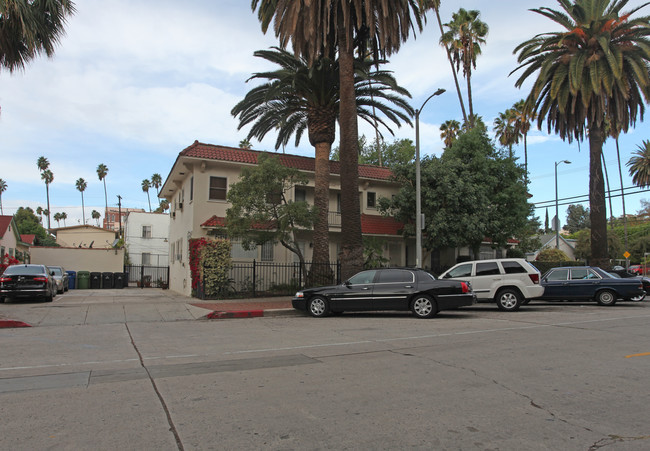 1859 N Gramercy Pl in Los Angeles, CA - Building Photo - Building Photo