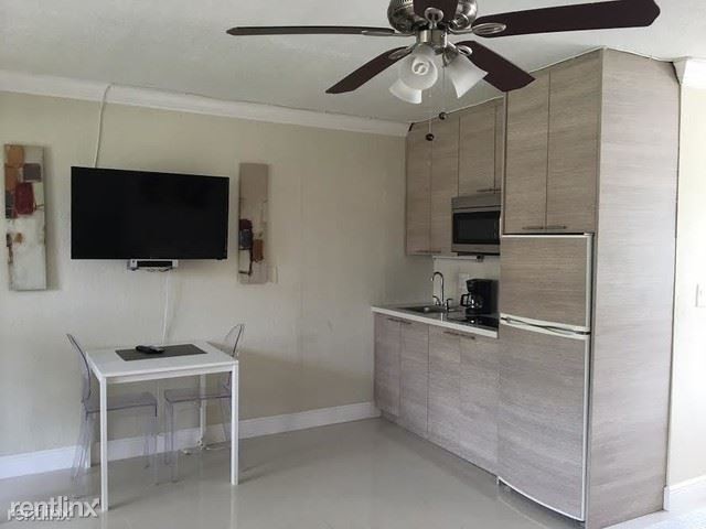 1007 SE 2nd Ct-Unit -Apt 6 in Fort Lauderdale, FL - Building Photo - Building Photo