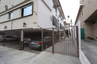 154 N Normandie Ave in Los Angeles, CA - Building Photo - Building Photo