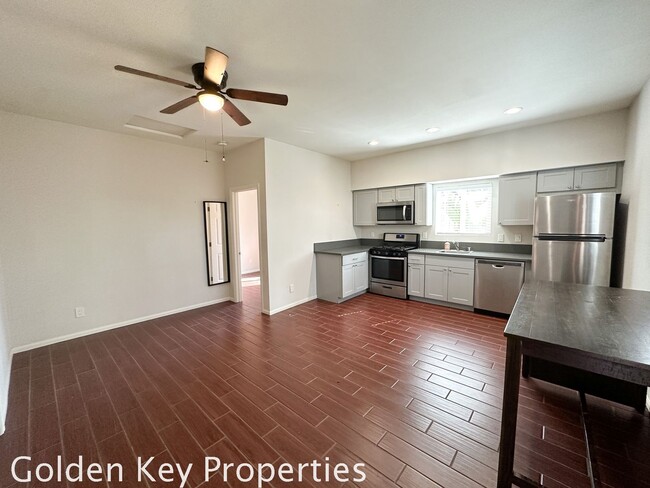 1310 Breeze St in Oceanside, CA - Building Photo - Building Photo