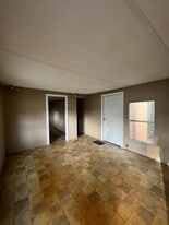 11415 Lem Turner Rd in Jacksonville, FL - Building Photo