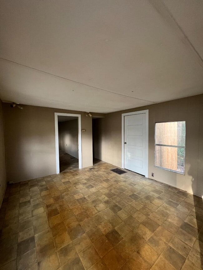 property at 11415 Lem Turner Rd