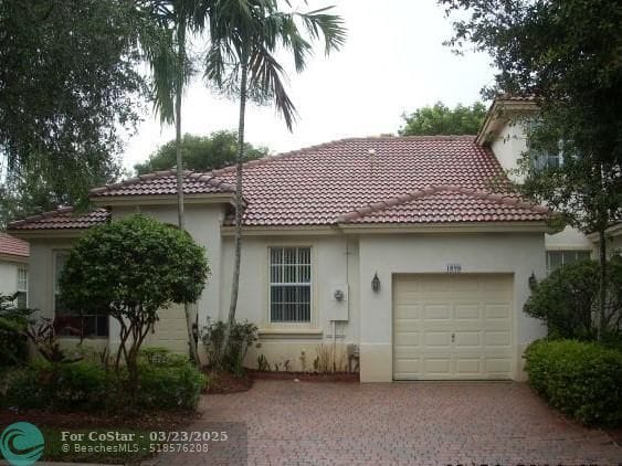 1898 NW 79th Way in Pembroke Pines, FL - Building Photo - Building Photo