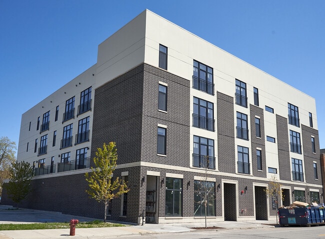property at 926 E 43rd St