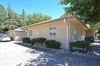 3401 Smith Ave SE in Albuquerque, NM - Foto de edificio - Building Photo