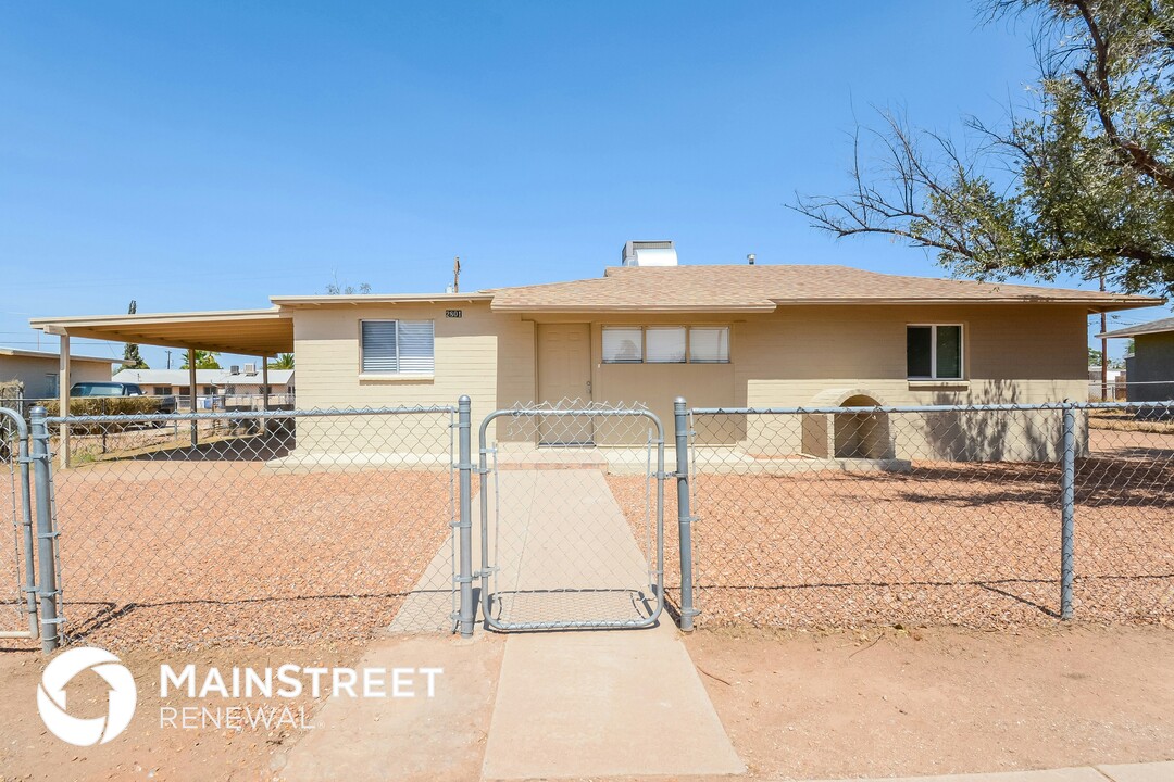 2801 E Coconino Vista in Tucson, AZ - Building Photo