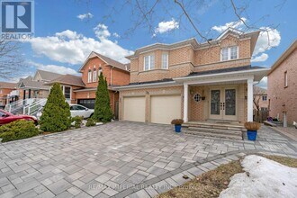 39 Monte Cristi St in Vaughan, ON - Building Photo - Building Photo