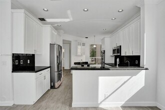 2508 Cardaman Ave in Hollywood, FL - Building Photo - Building Photo