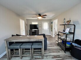 3213 Willis St in Gautier, MS - Building Photo