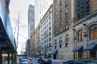 142 East 49th Street in New York, NY - Building Photo - Building Photo