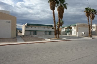 Buena Vista Springs in North Las Vegas, NV - Foto de edificio - Building Photo