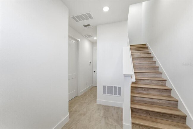 15058 Grv Lk Dr in Winter Garden, FL - Building Photo - Building Photo