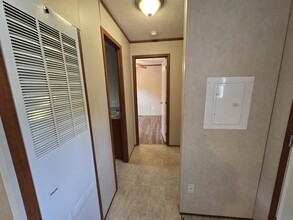 3783 NY-32 in Saugerties, NY - Building Photo - Building Photo