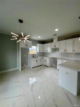 5600 Northwestern Ave-Unit -2 in McAllen, TX - Building Photo - Building Photo