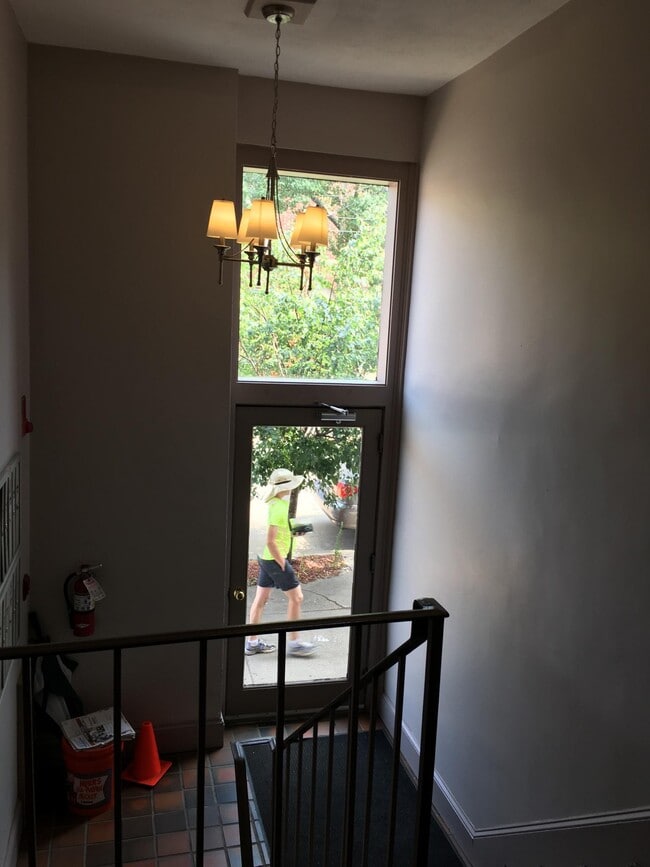 59 S Huntington Ave in Boston, MA - Foto de edificio - Building Photo