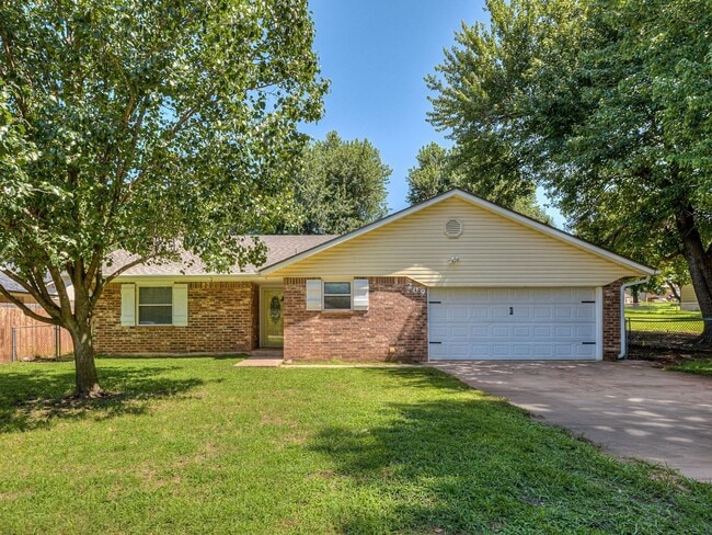 property at 209 SW 6th St