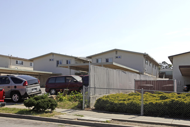 1126 Parkside St in Salinas, CA - Building Photo - Building Photo