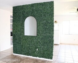 1204 Linmoor Cir NE in Palm Bay, FL - Building Photo - Building Photo