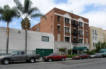 The Victorian in Los Angeles, CA - Building Photo - Building Photo