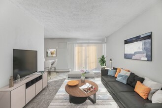 The Roxbury in Cincinnati, OH - Foto de edificio - Interior Photo