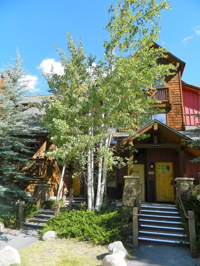property at 27 Lake Ridge Cir