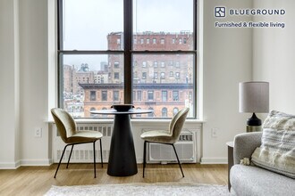 50 W 77th St in New York, NY - Building Photo - Building Photo