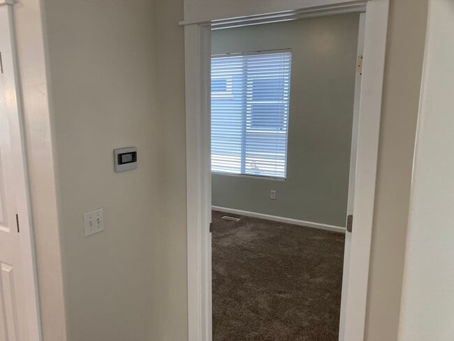 11759 S Lake Run Rd in South Jordan, UT - Building Photo - Building Photo