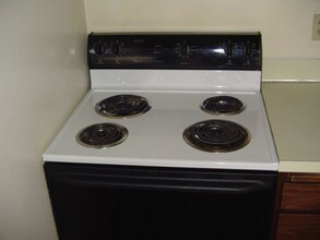 3530 W Amazon Dr in Eugene, OR - Building Photo - Building Photo