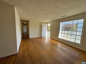 1105 River Ct in Charlottesville, VA - Building Photo - Building Photo