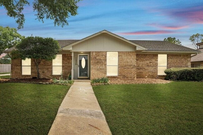 1535 Rocky Point Dr in Lewisville, TX - Building Photo - Building Photo