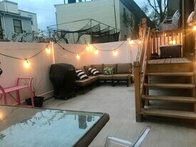 850 Newark Ave, Unit 2D in Jersey City, NJ - Building Photo