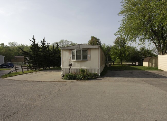 6300 Arbor St in Omaha, NE - Foto de edificio - Building Photo