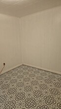 23 Rutherford St, Unit 2nd floor in Binghamton, NY - Foto de edificio - Building Photo