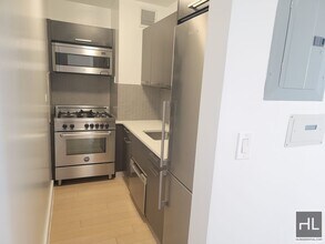 East 39th Street in New York, NY - Building Photo - Building Photo
