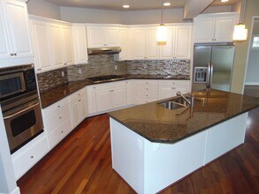 9109 125th Ave NE in Kirkland, WA - Building Photo - Building Photo