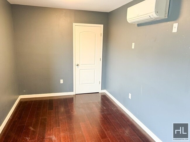 8402-84-60 60th Ave in Queens, NY - Building Photo - Building Photo