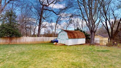 107 Summerglen Dr in Asheville, NC - Building Photo - Building Photo