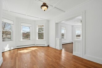 78 Grove St in Gloucester, MA - Building Photo - Building Photo