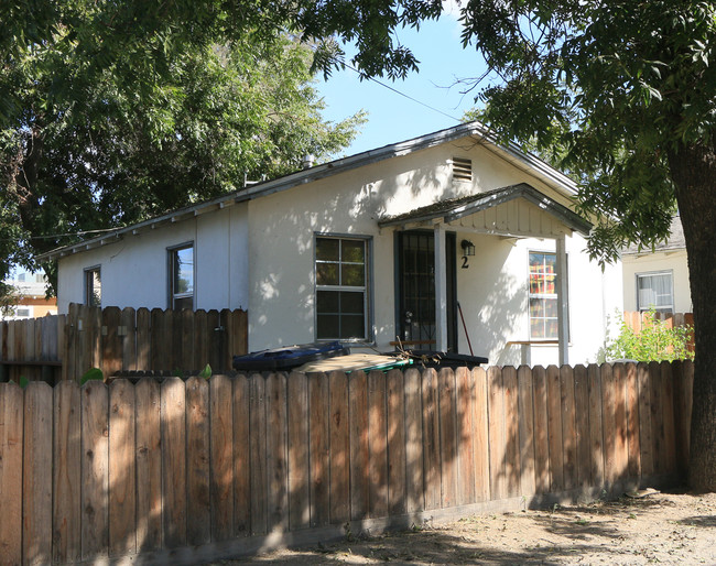 6773 Locust St in Hughson, CA - Building Photo - Building Photo