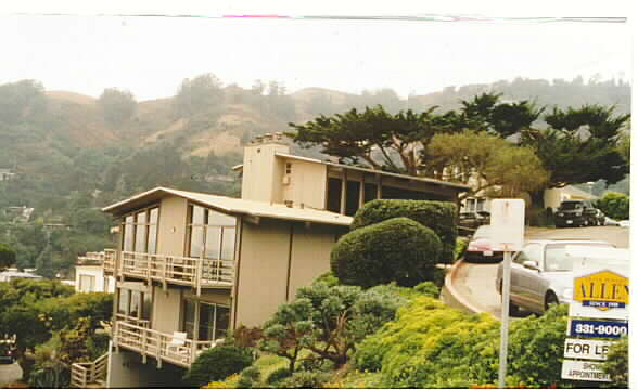 42 Atwood Ave in Sausalito, CA - Building Photo