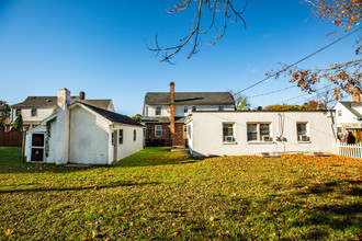 1003 Kenmore Ave in Fredericksburg, VA - Building Photo - Building Photo