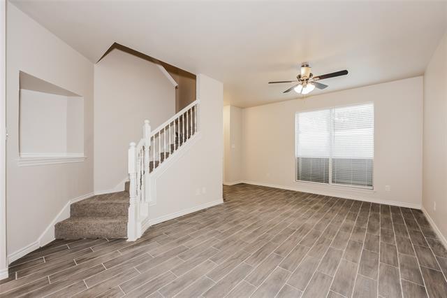 1007 Lamar Ave in Duncanville, TX - Foto de edificio - Building Photo