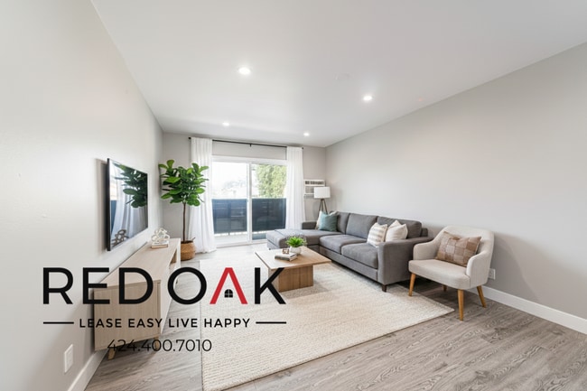 property at 3146 S Halm Ave