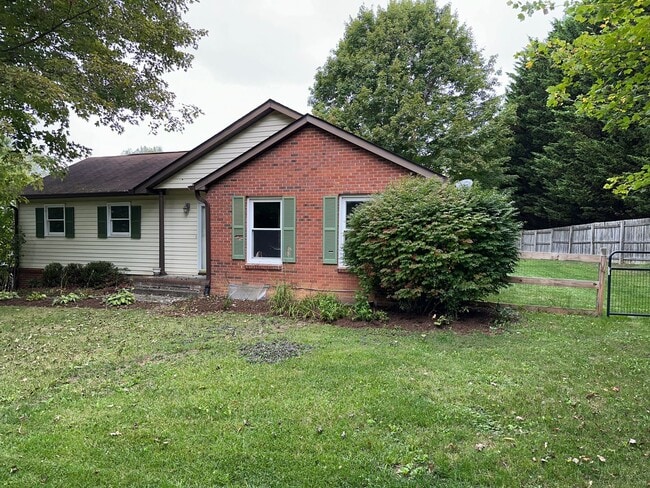 property at 1600 Hardwood Dr