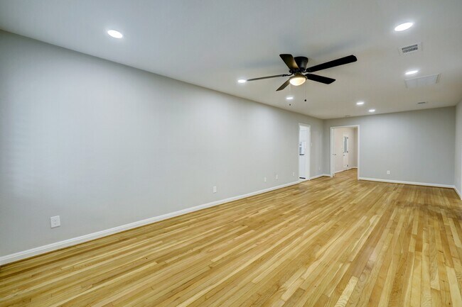 1340 Althea Dr in Houston, TX - Building Photo - Building Photo