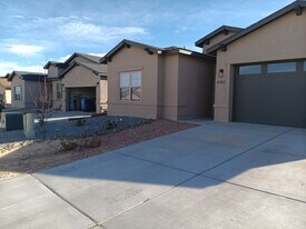 4797 Guadalupe Peak St SW in Los Lunas, NM - Building Photo